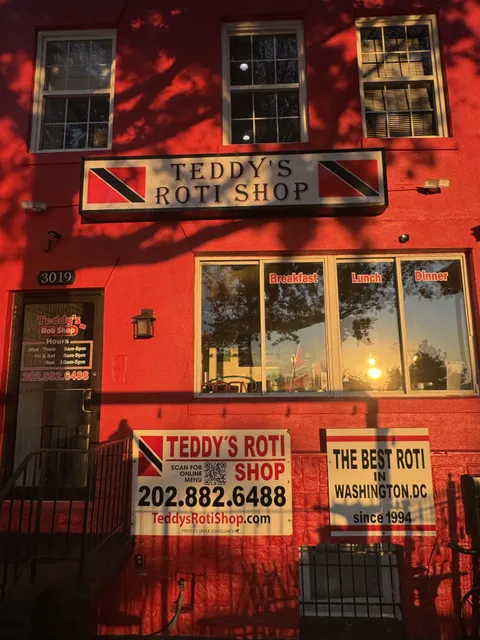 inside the restaraunt